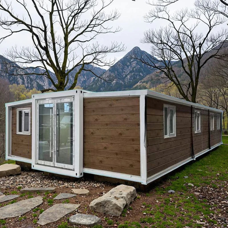 20 Ft Container House Portable Homestay Mobile Tiny Homes Ready Prefab 40FT Container House with 3 Bedroom Villas for Spain